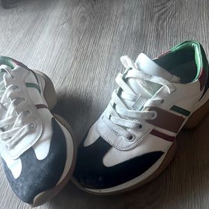 Tory Burch sneakers!